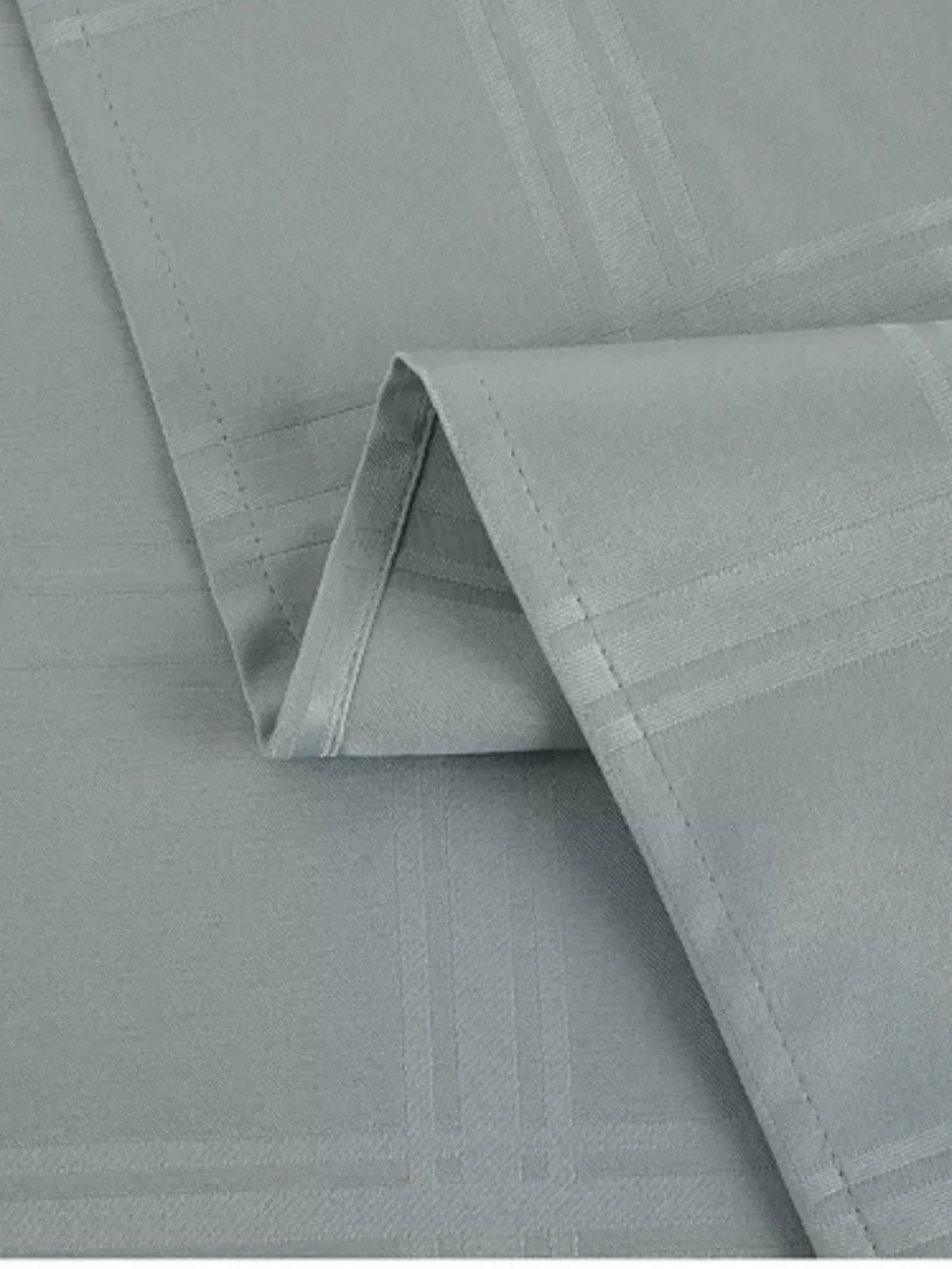 Classic Gray Plaid Tablecloth - Elegant Home Dining